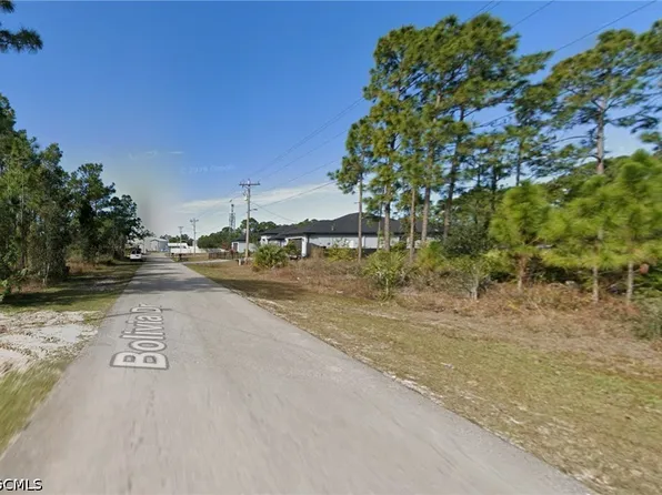 925 Bolivia Dr, Lehigh Acres, FL 33974