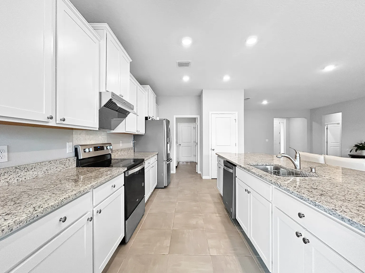 3 bed, 1844 sqft, $2,500 — Photo 3