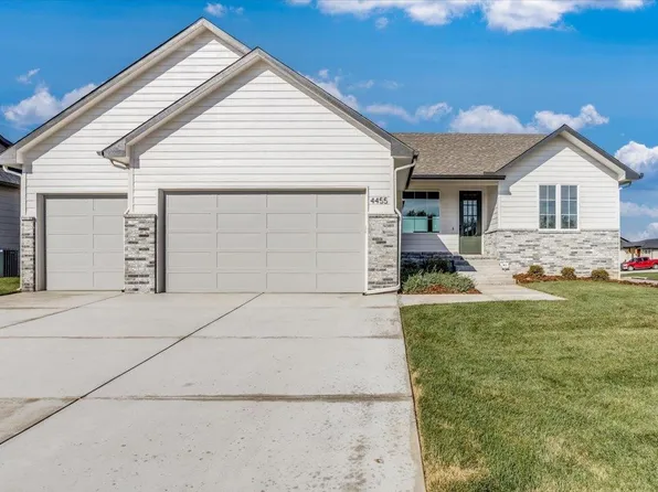 4455 N Grey Meadows St, Maize, KS 67101