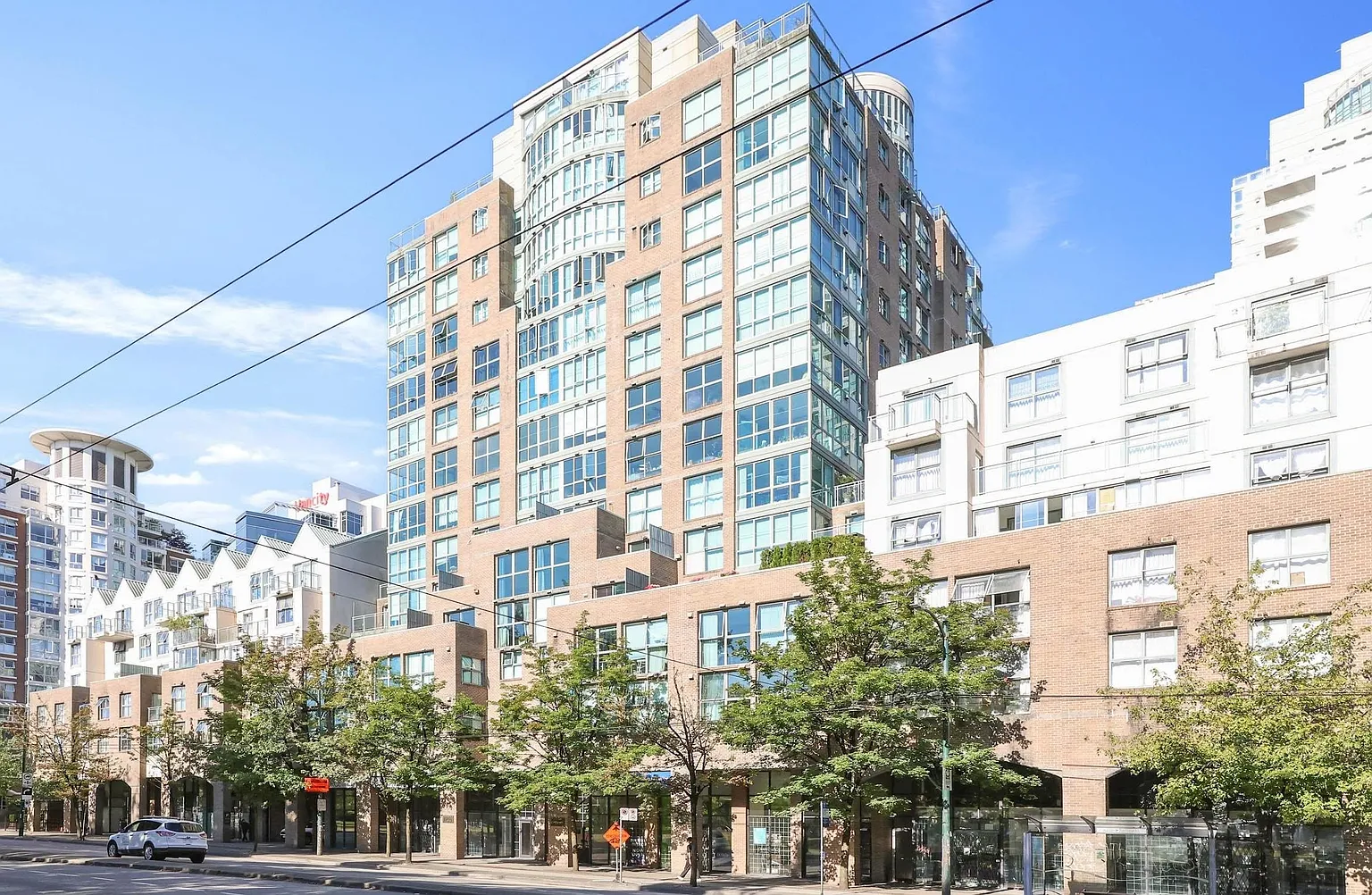 1159 Main St #504 photo 1