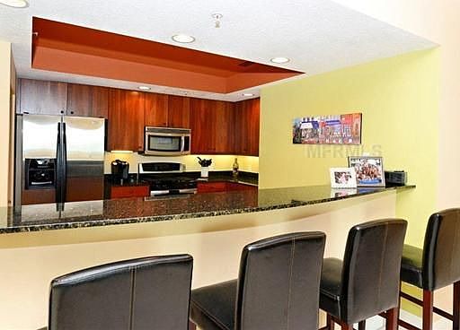 5th image of 800 N Tamiami Trl #Penthouse 1608