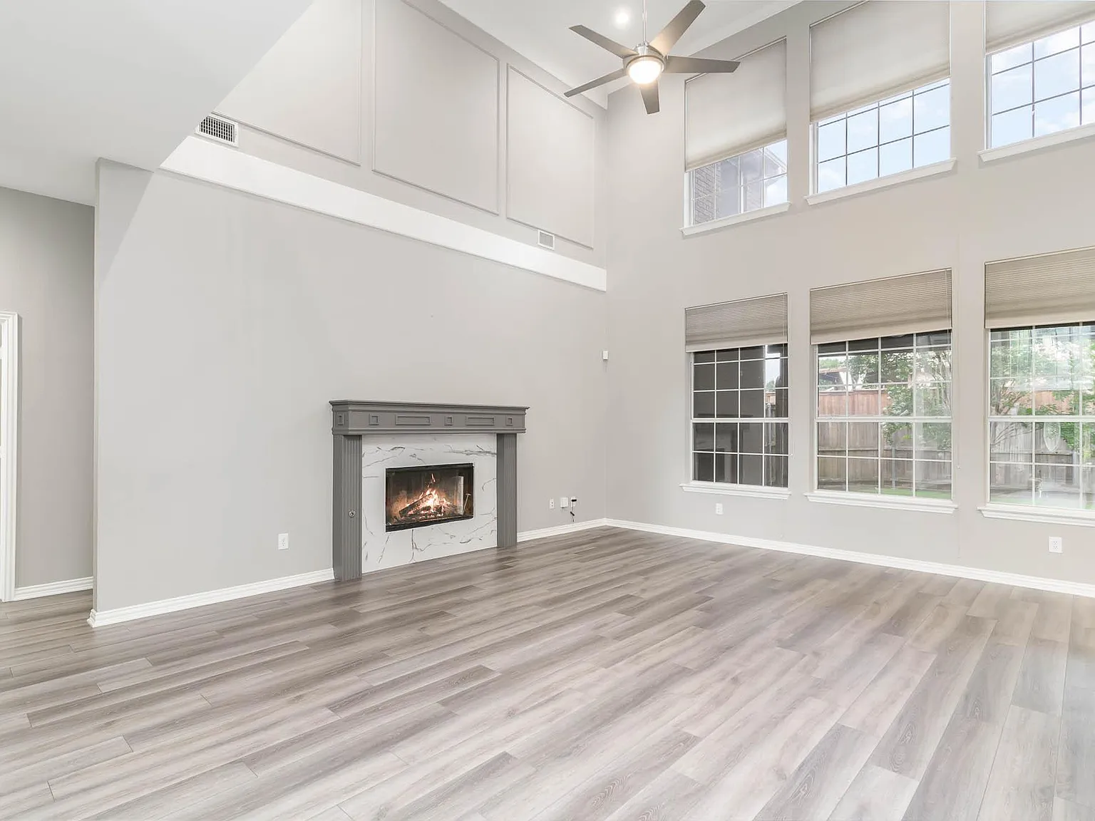 6009 Charleston Dr — Photo 2