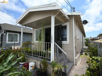 1090 70th Ave, Oakland, CA, 94621