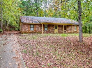 9305 Cedar Ridge Dr NW, Covington, GA 30014