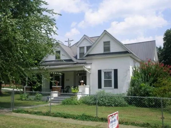 113 Roberts St, Livingston, TN 38570