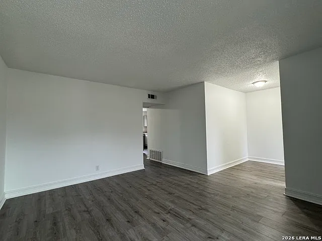 6631 Spring Hurst St — Photo 15