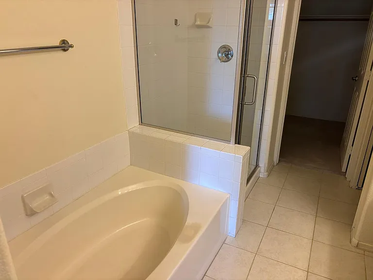 7401 W Arrowhead Clubhouse Dr #2035 — Photo 12