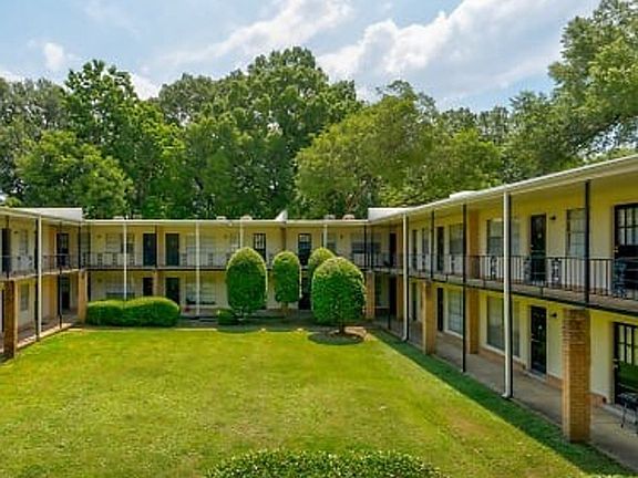 3rd image of 3640 Spottswood Ave APT 4
