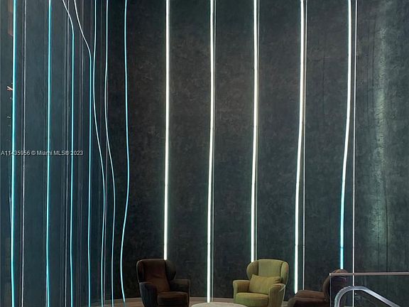 5th image of 1000 Brickell Plz Unit 2015