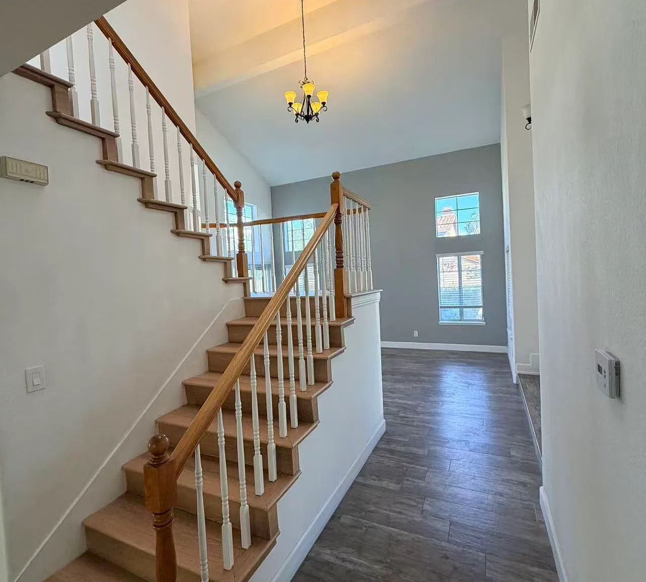 5 bed, 2765 sqft, $4,500 — Photo 2