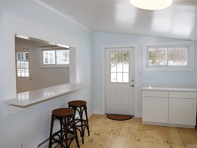 7217 Albany Post Rd — Photo 5
