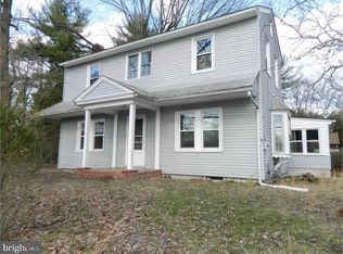 279 N Woodbury Rd, Pitman, NJ 08071