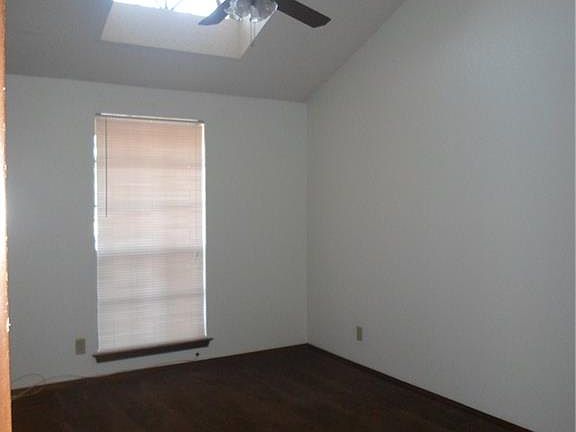 5th image of 11646 Bob Mitchell Dr