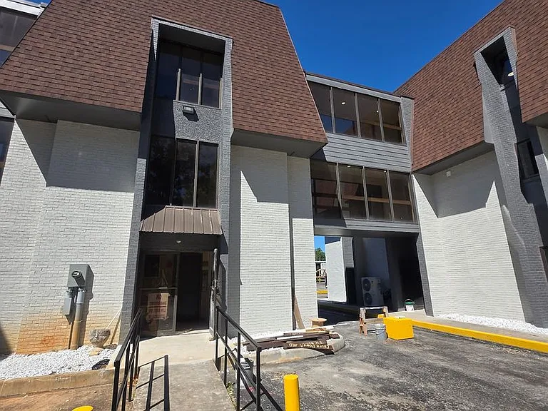 405 McFarland St #202-3 — Photo 6