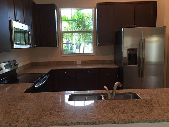5th image of 10017 SW Duccio Lane #196
