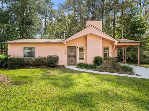 2705 NW 45th Pl, Gainesville, FL 32605