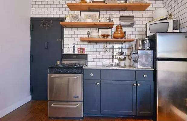 Rented by Besmatch Real Estate Inc | media 9