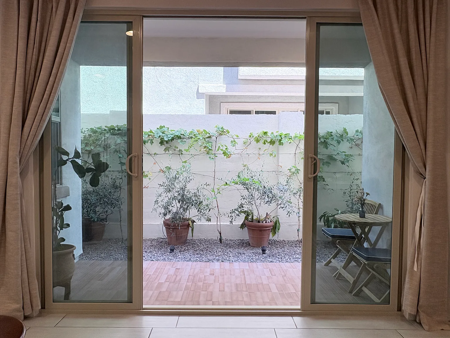3 bed, 1509 sqft, $2,100 — Photo 1