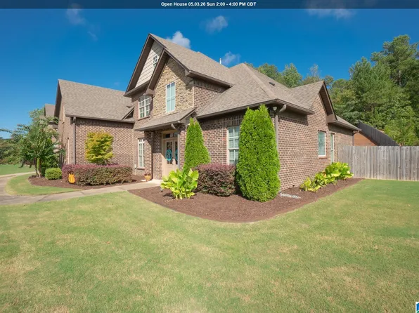 224 Grey Oaks Ct, Pelham, AL 35124