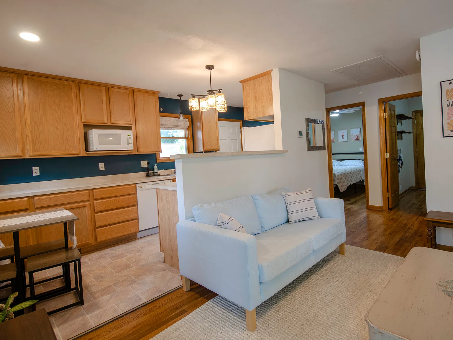 2 bed, 628 sqft, $1,800 — Photo 4