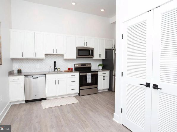 1742 Fleet St APT 103