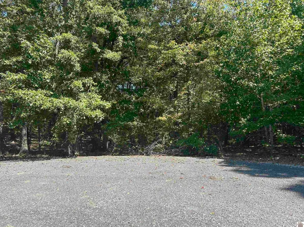 139 Centerview Rd, Murray, KY 42071