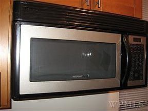5th image of 55 E 190th St APT 32