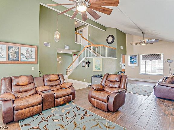 4th image of 5612 Red Bluff Dr