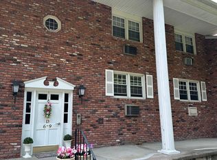 418 Meadow St UNIT D8, Agawam, MA 01001