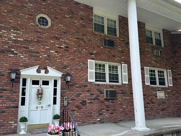 418 Meadow St UNIT D8