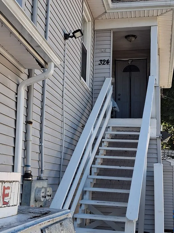 2 bed, 1.0 bath, 765 sqft, $2,650 — Photo 1