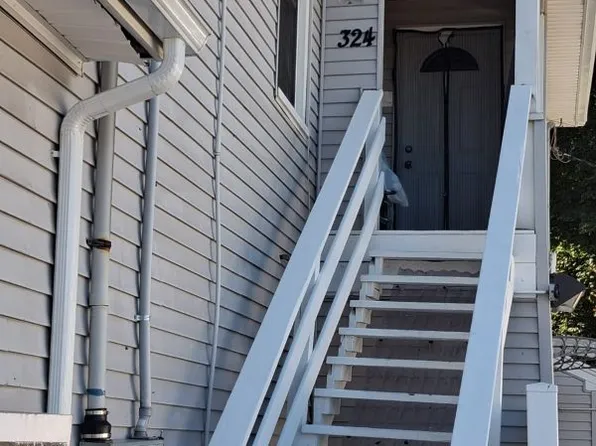 324 Naugatuck Ave, Milford, CT