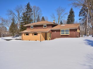 N112W13102 Mequon Rd, Germantown, WI 53022