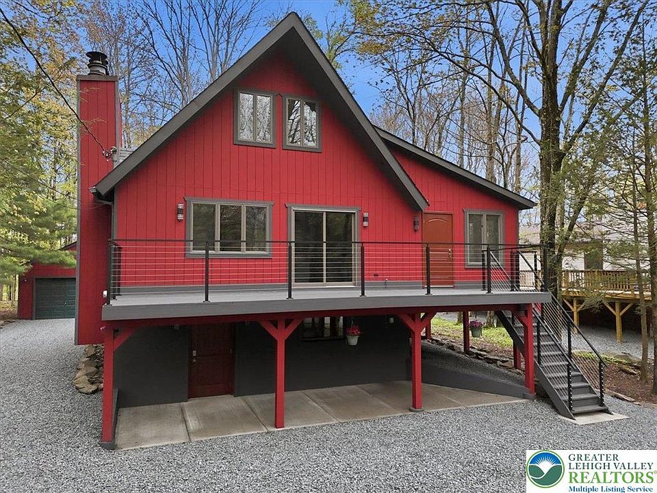 1st image of 883 Deerfield Ct