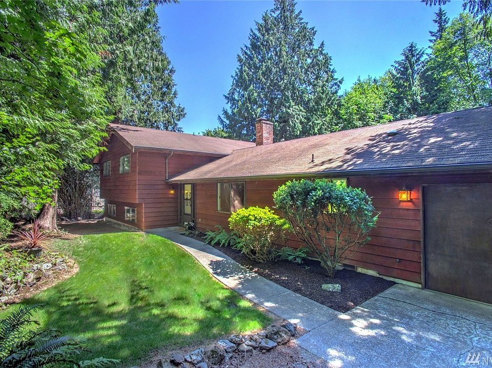 1st image of 9316 45th Pl SE