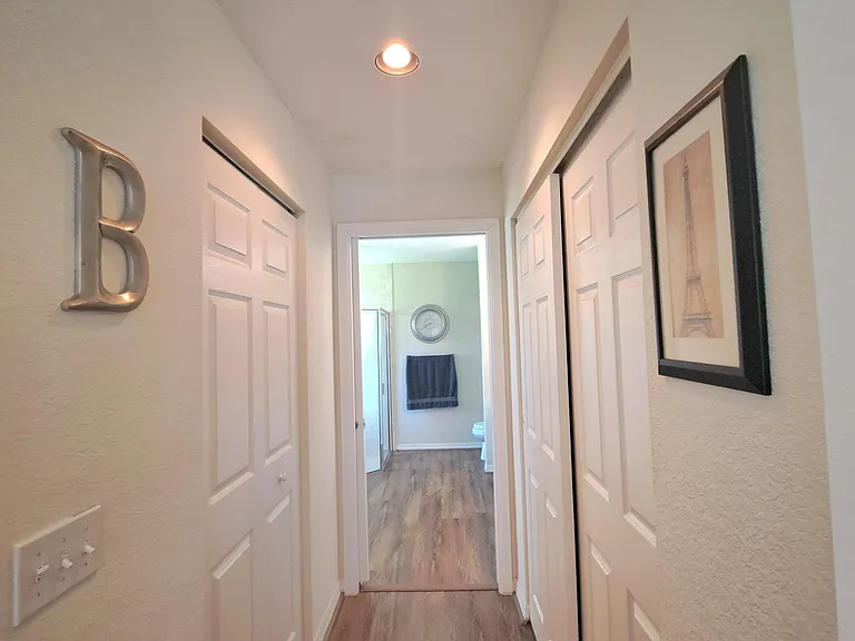 1747 N Dovetail Dr #A — Photo 7