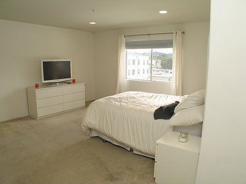 5th image of 11044 Acama St Unit 309
