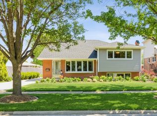 5336 Stony Creek Dr, Oak Lawn, IL 60453