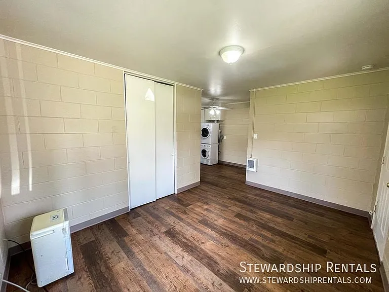 76243 Gale St #1 — Photo 4