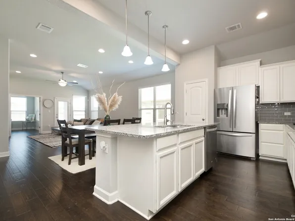 5013 Arrow Ridge, Schertz, TX 78124