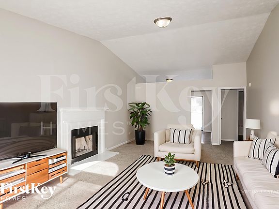 4th image of 3961 Bonn Dr