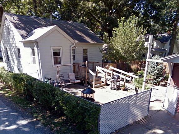 2nd image of 2625 23rd Ave