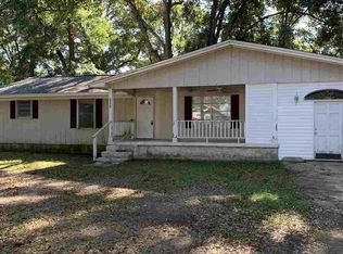 4698 Fowler Dr, Pace, FL 32571