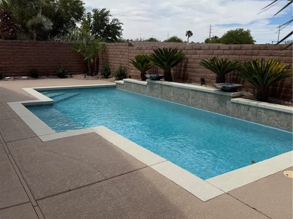 3434 Midnight Moon St, Las Vegas, NV 89135