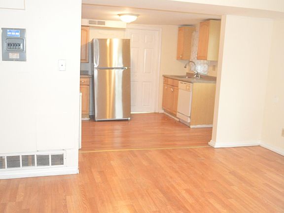 2nd image of 281 Merrimack St APT 3