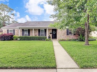 5730 Spellman Rd, Houston, TX 77096