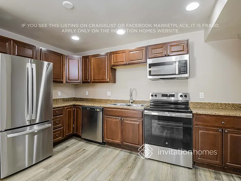 1640 Ruth Dr — Photo 7