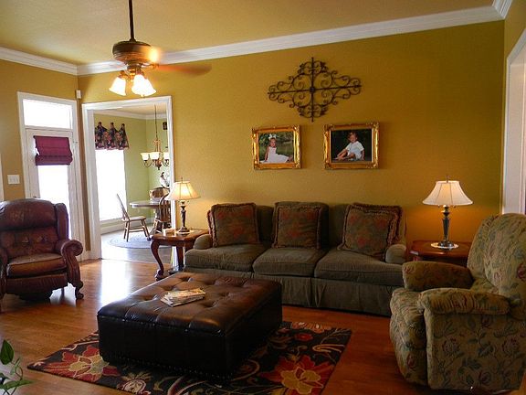 3rd image of 13822 Shady Hollow Dr