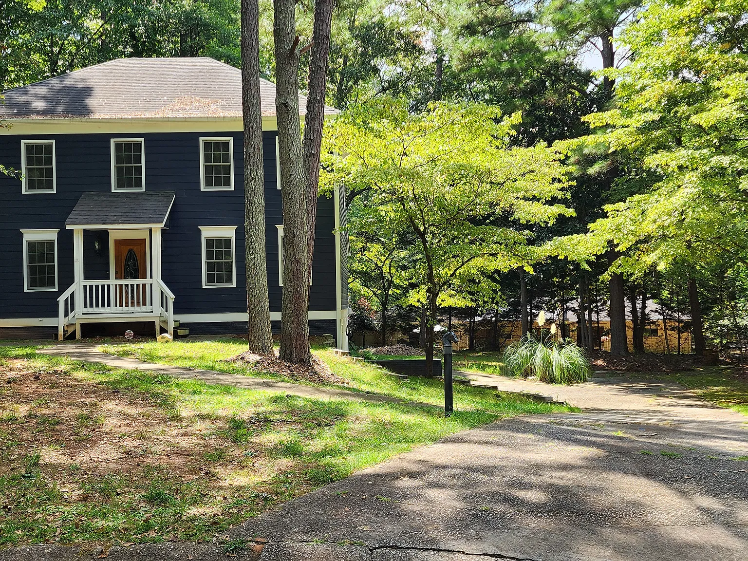 4 bed, 4.5 bath, 3324 sqft, $3,000 — Photo 1