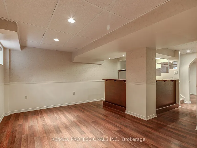 2145 Country Club Dr E #23 — Photo 24